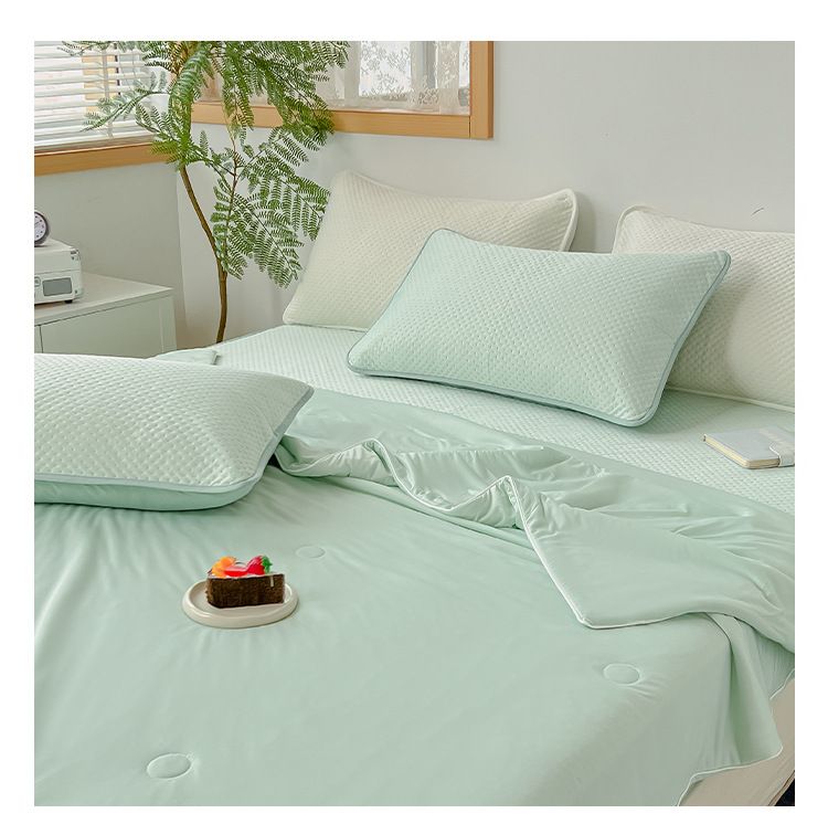 Class A Cooling Silk Comforter Set - Ice Silk Air Conditioning Blanket, Ultra Lightweight & Breathable, 4-Piece Summer Bedding Set For Dormitory_voghion.com