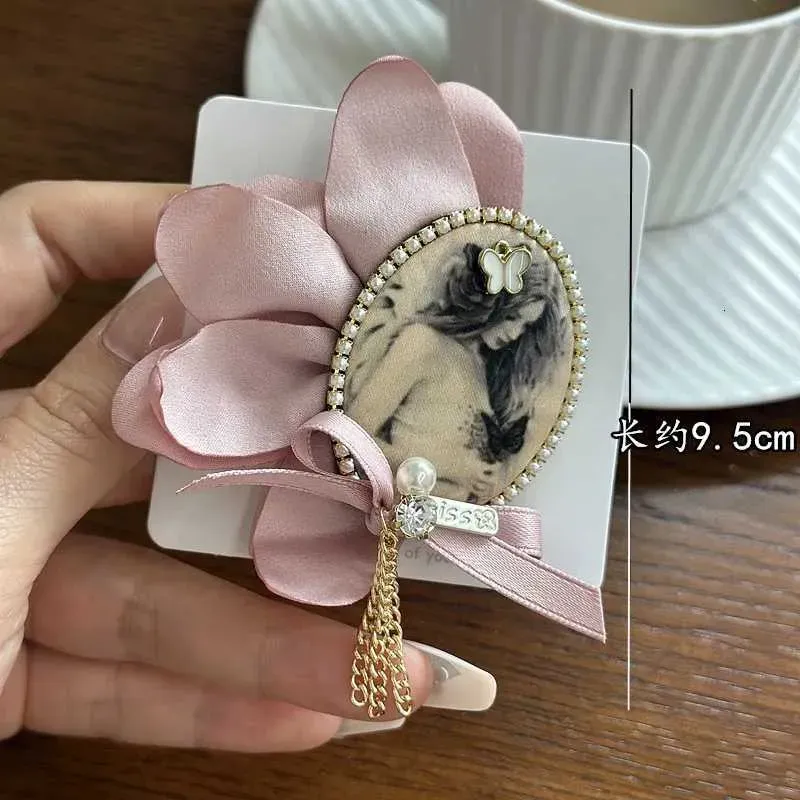 Spille di lusso coreane con perle e strass, spille da bavero con fiocco in tessuto rosa, spille alla moda, spille con bottoni e sciarpe, accessori_voghion.com