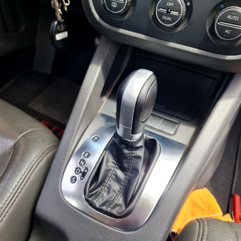Pomello del cambio in pelle per auto con leva del cambio DSG per VW Golf Jetta 6 EOS 5 cambio automatico_voghion.com