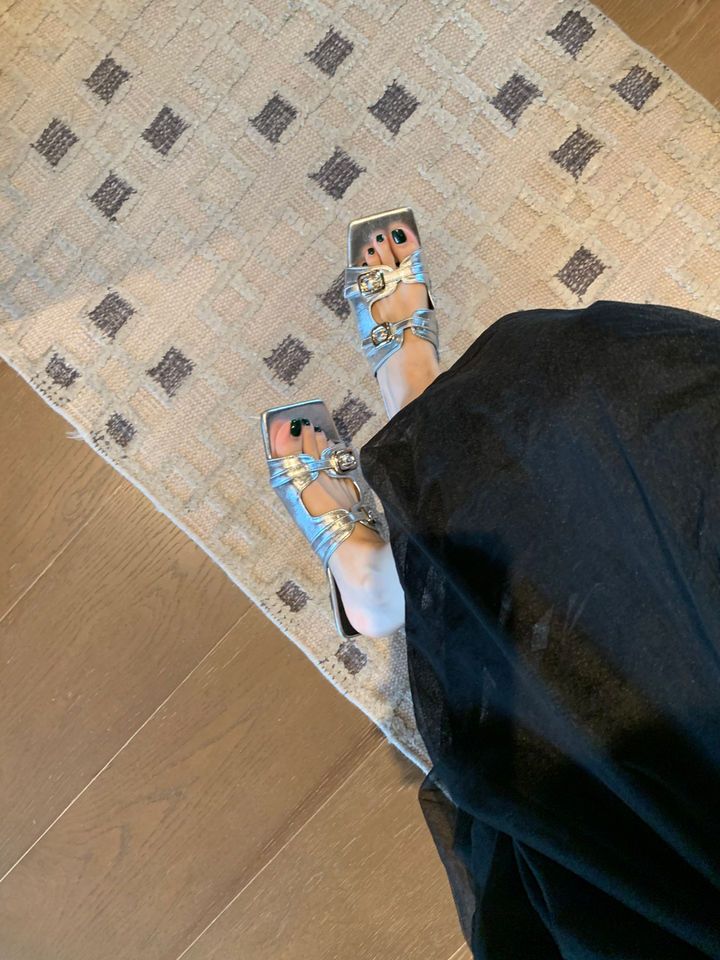 New Summer Dress Paired Slippers With Square Exposed Toe, Silver Single Line, Low Heel, French Style Sandals For A_voghion.com