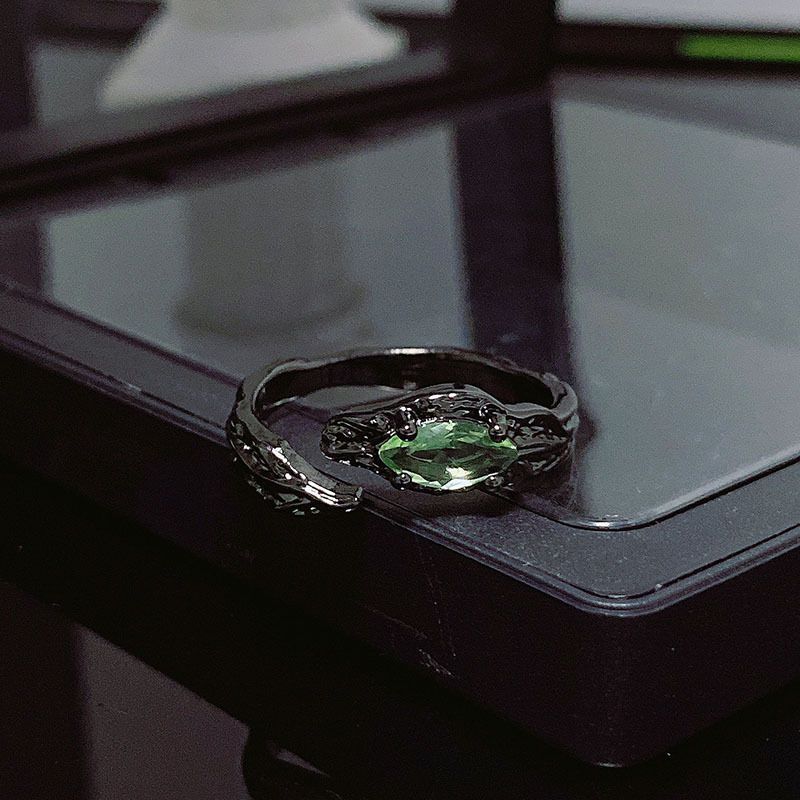 INS Hih-End Cat's Eye Stone Snake-Shaped Open Niche Desin Neutral Style Eleant Versatile Personality Index Finer_voghion.com