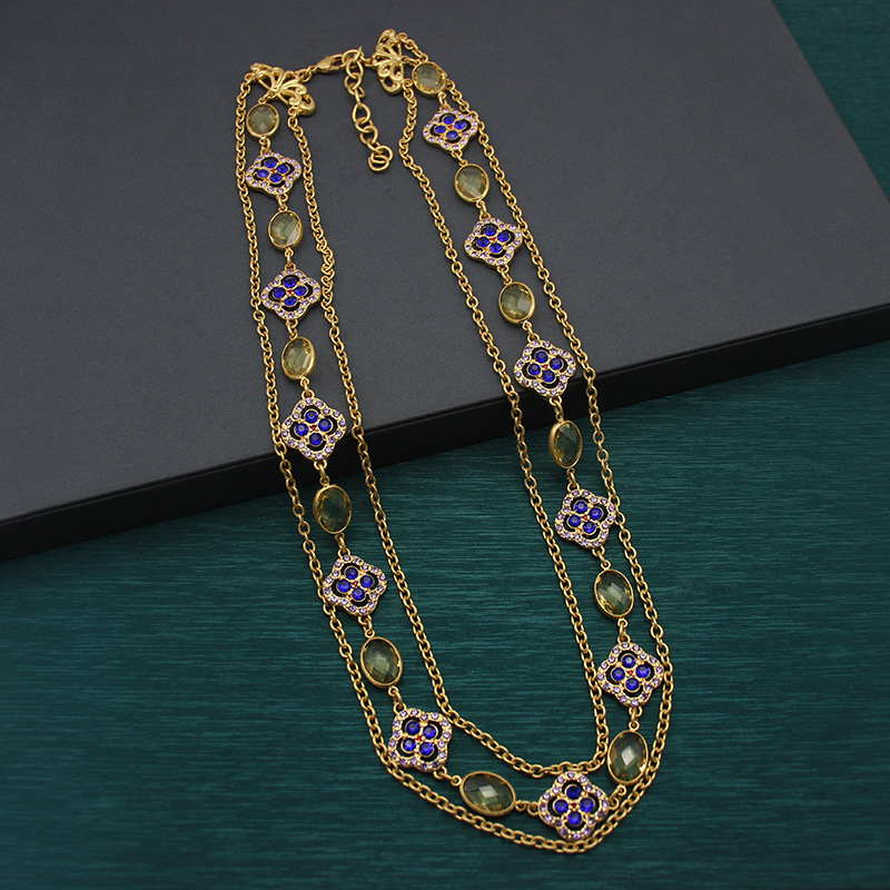 Middeleeuwse terugkeer stijl Tsjechische kristal lange trui ketting retro mode reïncarnatie ketting nieuwe Chinese stijl blauwe klavertje vier_voghion.com