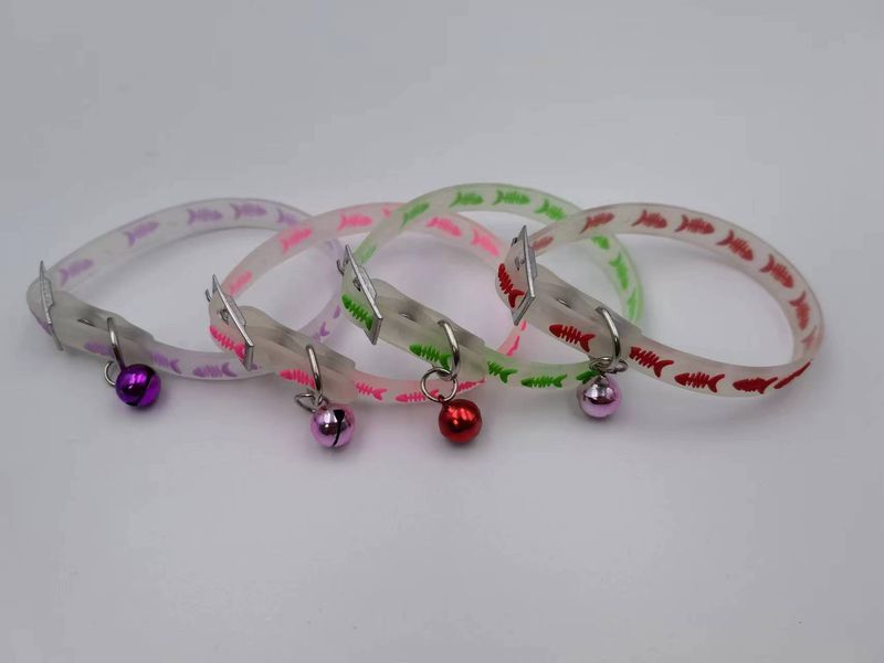 Collare per animali domestici in silicone luminoso per cani e gatti che assorbe la luce notturna_voghion.com