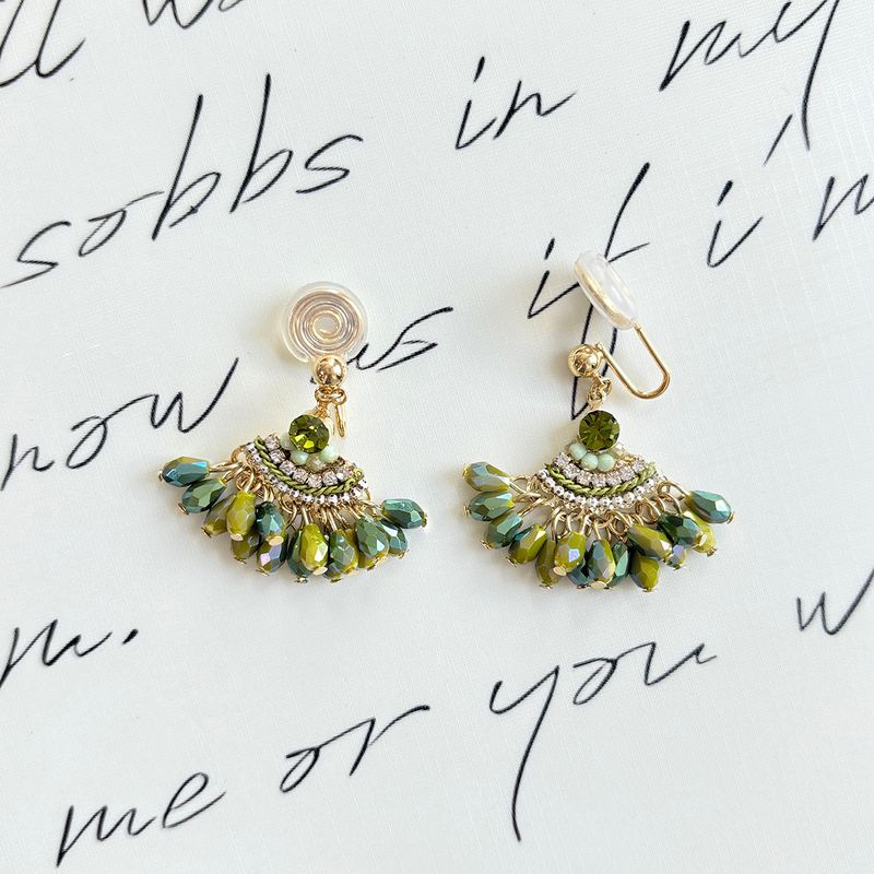 Design Elegant Fan-shaped Crystal Tassel Earrings Handmade Bohemian Hooks High-end Ethnic Style Ear Jewelry_voghion.com
