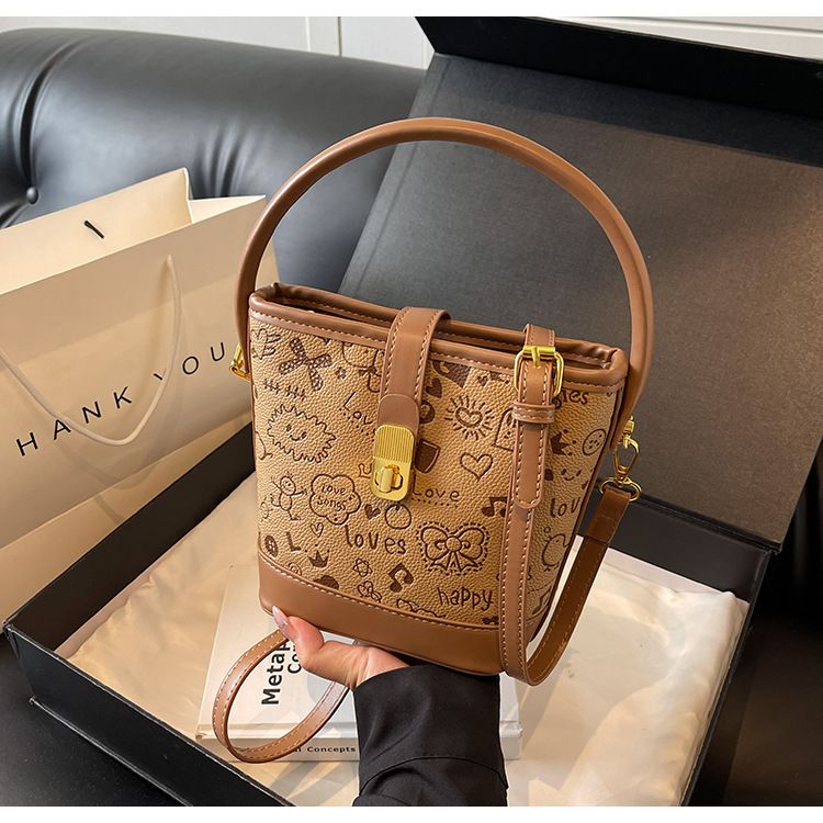 Borsa a secchiello con tracolla da pendolare di alta qualità, alla moda e di alta qualità, per donna, 2024, nuova texture, marrone da ufficio_voghion.com