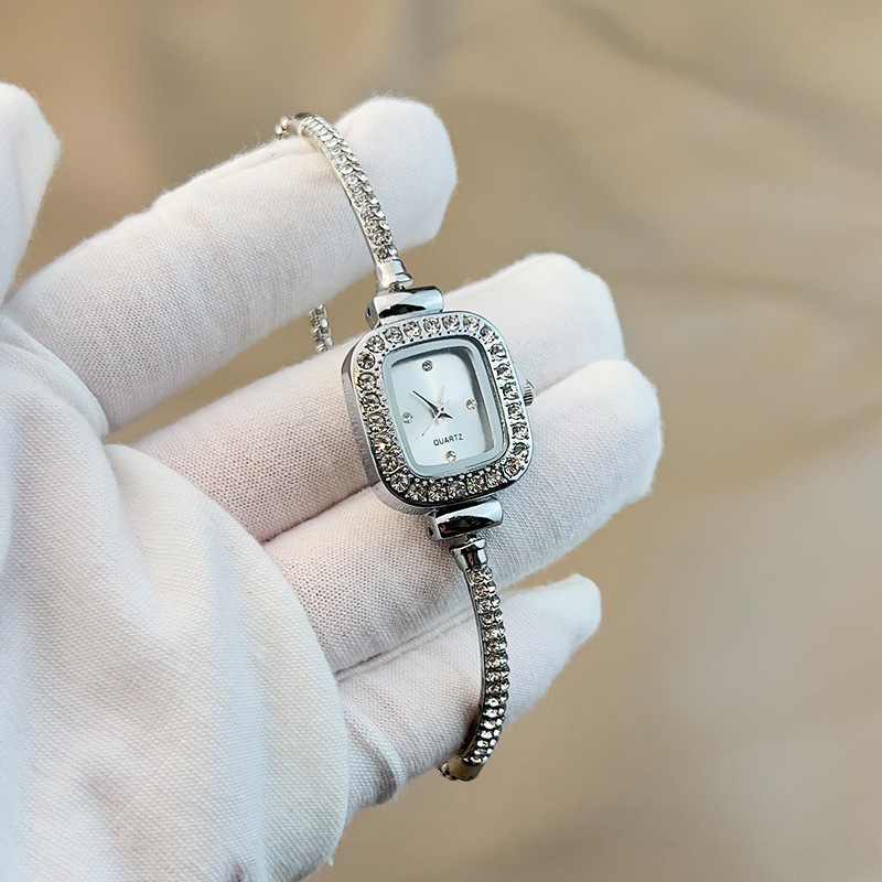 Diamond Square Watch, Small Luxury Bracelet, New Fashionable and High end Charm, Women's Watch_voghion.com