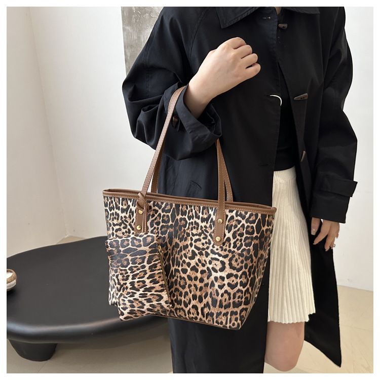 Damen-Einkaufstasche, große Kapazität, modische Persönlichkeit, lässig, Leopardenmuster, weibliche Umhängetasche_voghion.com