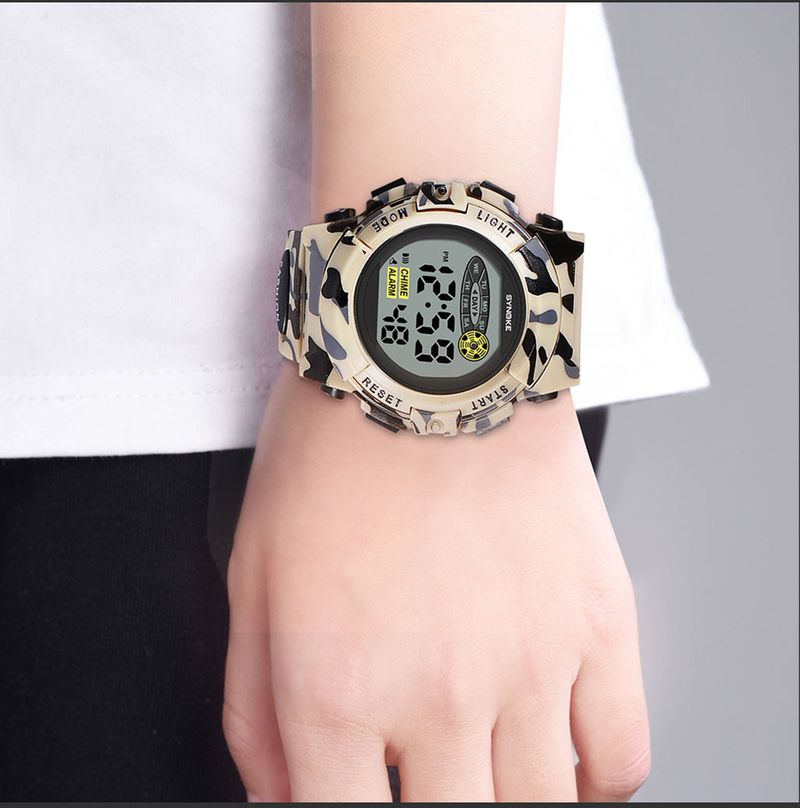 Unisex Digital Sports Watch With Camouflage Design, Multi-Color Night Light, Waterproof, Lightweight & Durable For Kids And Adults_voghion.com
