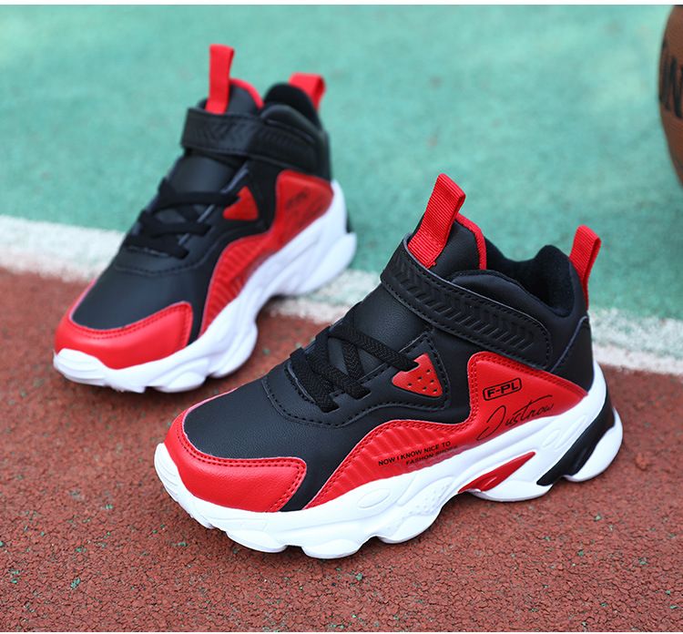 Otroški čevlji otroški čevlji fantovski športni copati 2024 novi usnjeni nepremočljivi srednji in veliki otroški dečki nosijo odporne košarkarske copate_voghion.com