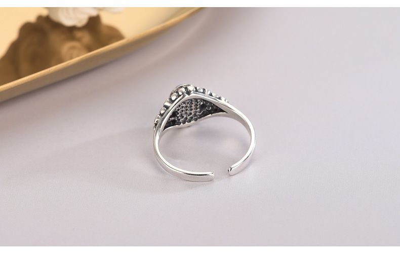 Under the Banyan Tree s925 silver inlaid turquoise ring retro Thai silver craft white shell open ring female_voghion.com