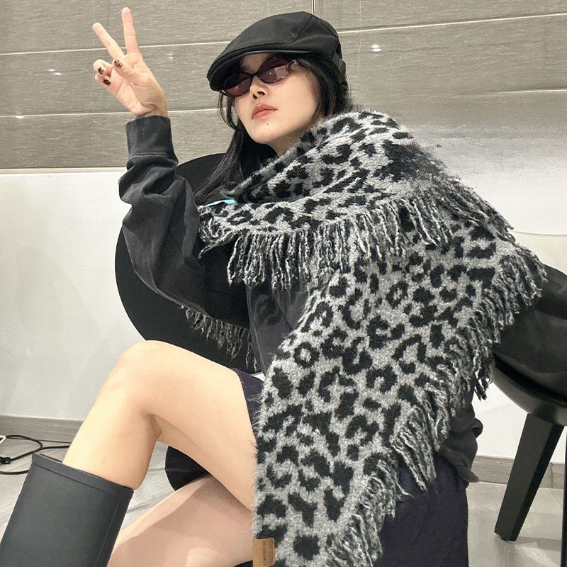 Leopard-Print Fringe Women's Scarf, 2025 Fall/Winter New Wool Shawl_voghion.com