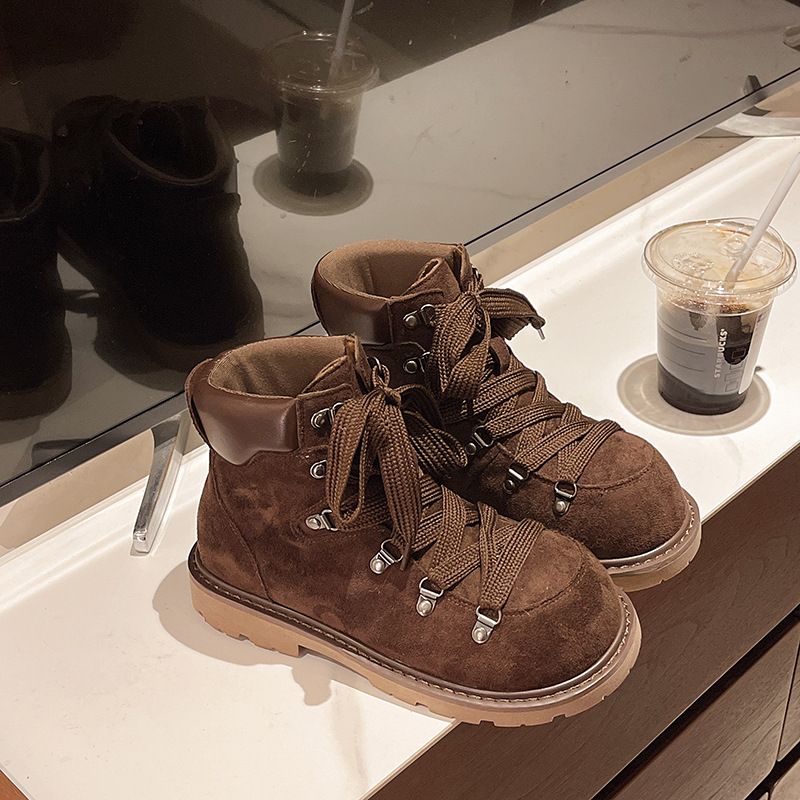 Bottes Martin montantes en daim style britannique pour femme, bout rond, talon épais, semelle épaisse, polyvalentes, à lacets sur le devant_voghion.com