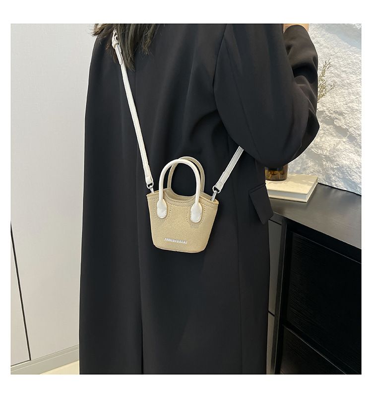 Borsa a secchiello da donna, alla moda, con tracolla monospalla, stile Candy Lover, con rossetto, da portare a spalla, rossa_voghion.com