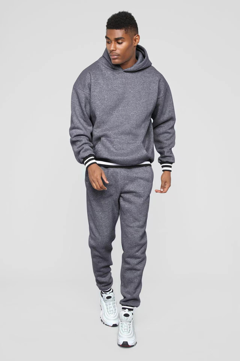 con felpa patchwork color-block, completo sportivo casual da uomo in due pezzi con cappuccio_voghion.com