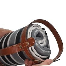 PortableAnd Extra Large Picnic Outdoor Blanket 3-Layer Convenient Mat Handbag Spring Summer Black And White Striped_voghion.com