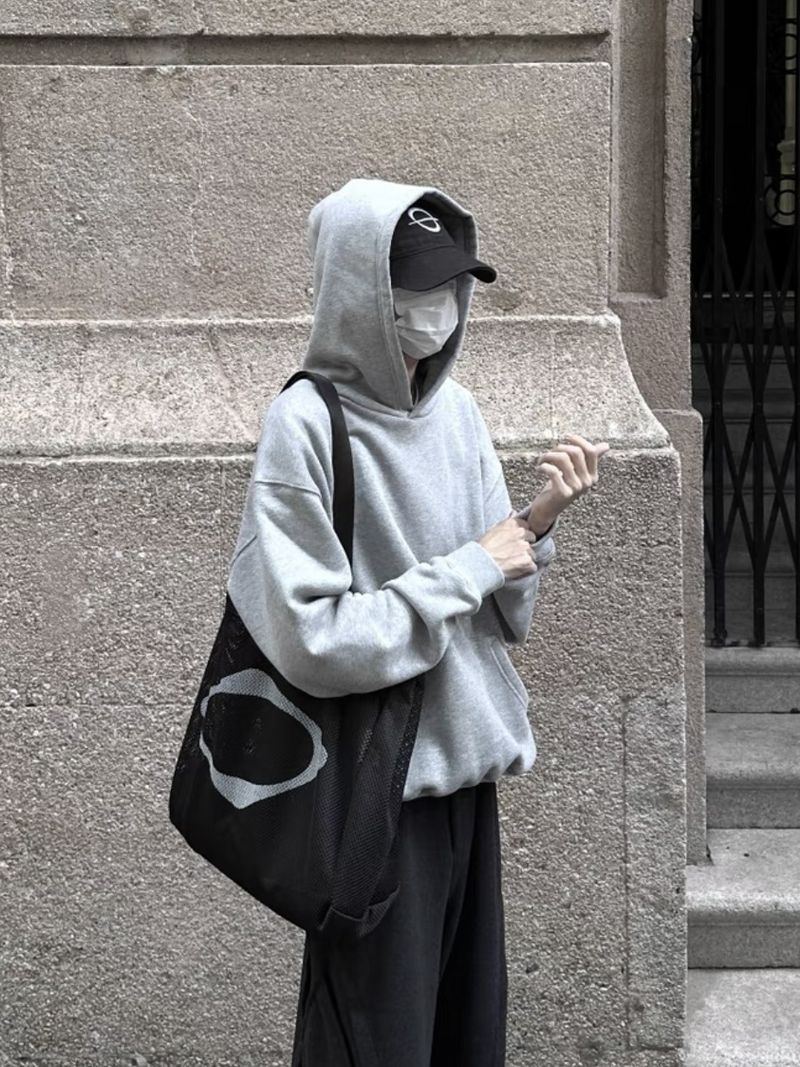 Herrenbekleidung Unisex Casual Kapuzenpullover - Kurzärmlige Reißverschlussjacke mit entspannter Passform in Unifarben (Grau, Schwarz, Beige) für Männer und Frauen_voghion.com