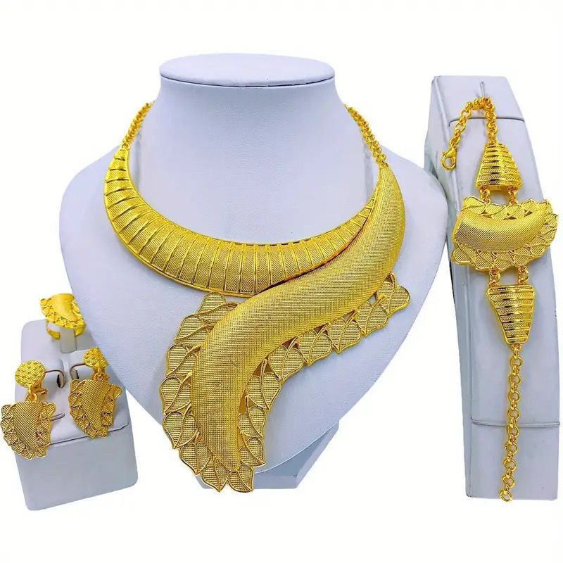 Fashionable luxury ethnic style four piece alloy decoration necklace collarbone jewelry earring set_voghion.com