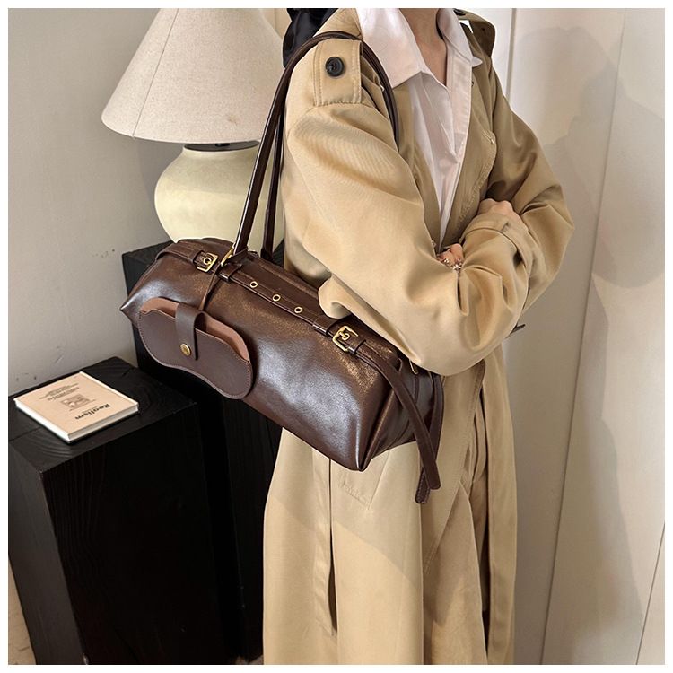 American Retro Niche Armpit Bag Women's 2025 New Trendy Pillow Bag Simple Large Capacity Handheld Commuting Bag_voghion.com