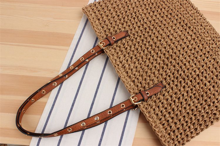 Borsa a tracolla singola in paglia con frange in corda di carta Borsa intrecciata a mano all'uncinetto Borsa da spiaggia alla moda per donna_voghion.com