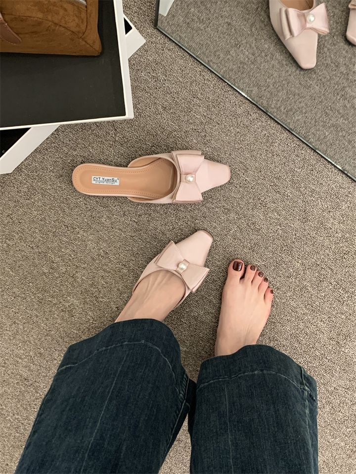 Hausschuhe mit quadratischem Kopf und flacher Zehenpartie für die Sommersaison 2025, neue Seide, Satin, Perle, vielseitig, schön, cool und_voghion.com