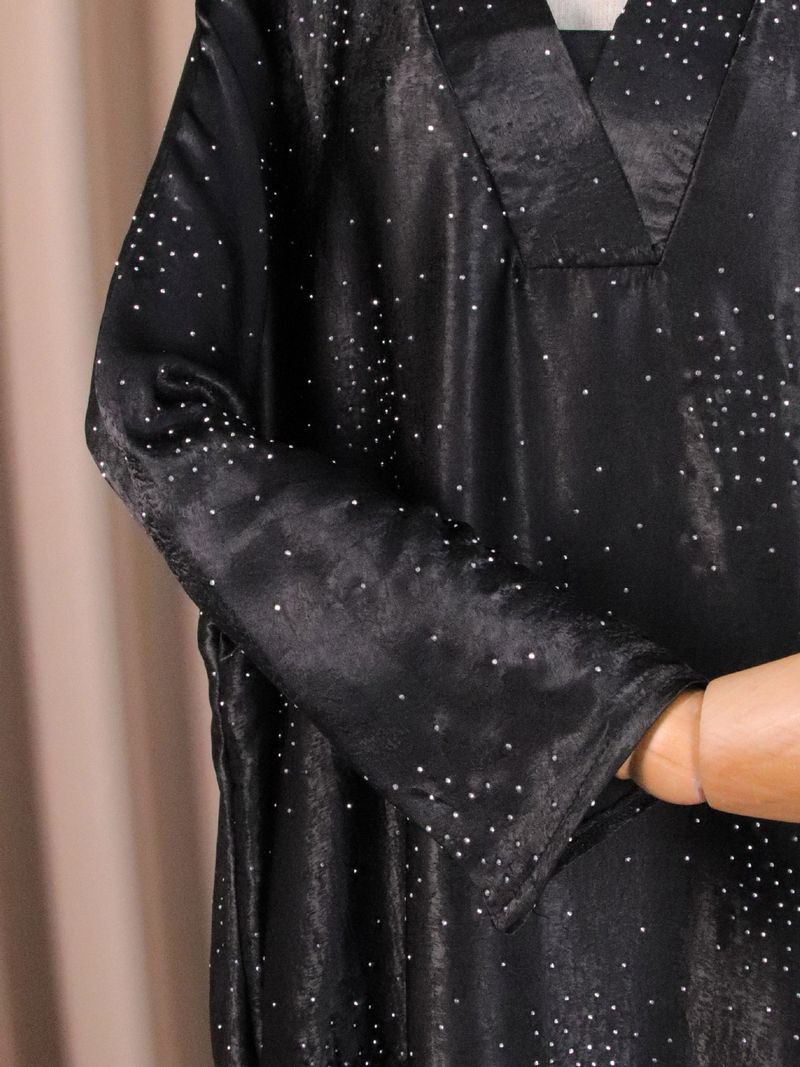 Elegant Embellished Dress With Rhinestone Details – Modest Islamic Long Sleeve Gown_voghion.com