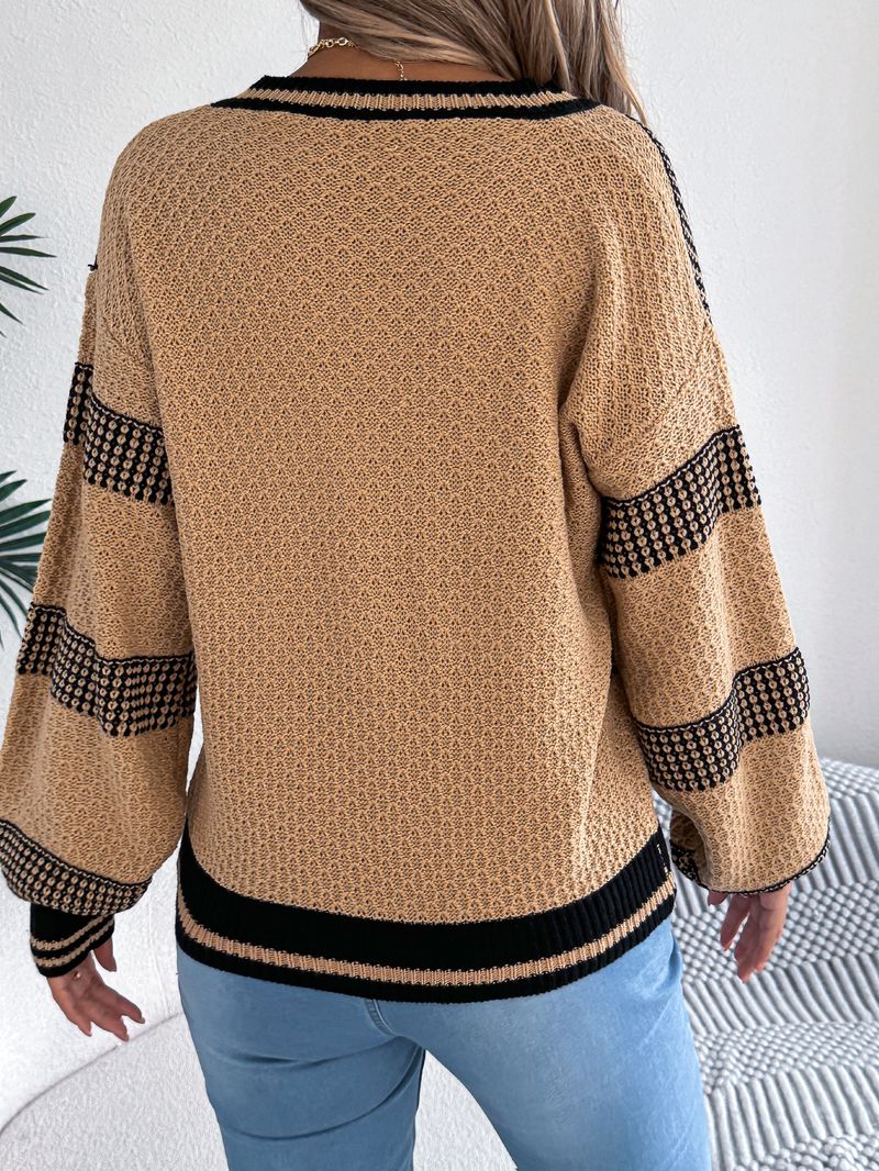Maglione pullover a maniche lunghe con scollo a V e motivo a blocchi di colore, autunno inverno 2025, moda donna_voghion.com