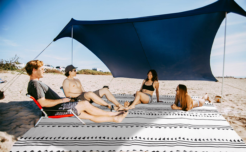 110 × 118inch Extra Large Waterproof Sandproof Blanket, 8 Adults, Outdoor Beach Mat With Stakes And 4 Corner Pockets,_voghion.com