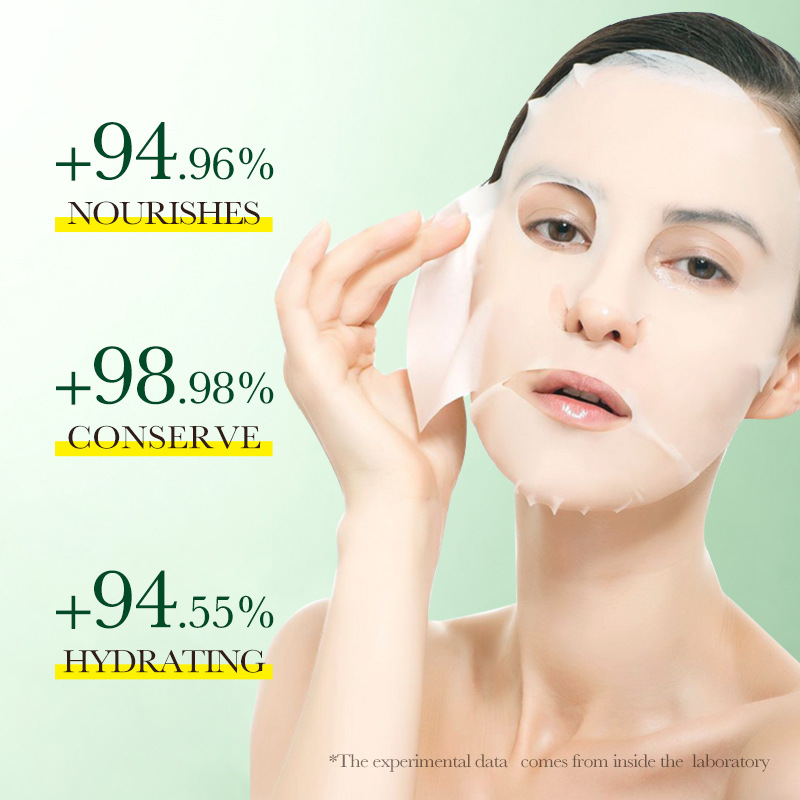 All English SADOER Licorice VC Moisturizing, Whitening Nourishing and Moisturizing facial mask Stick_voghion.com