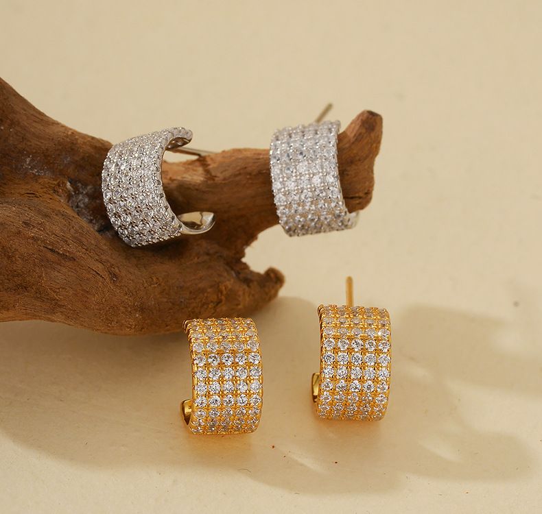 Best-Selling C-Shaped Hoop Earrings - 5-Row Full Zircon Design | Silver Base Niche Light Luxury High-End Minimalist Ear Jewelry_voghion.com