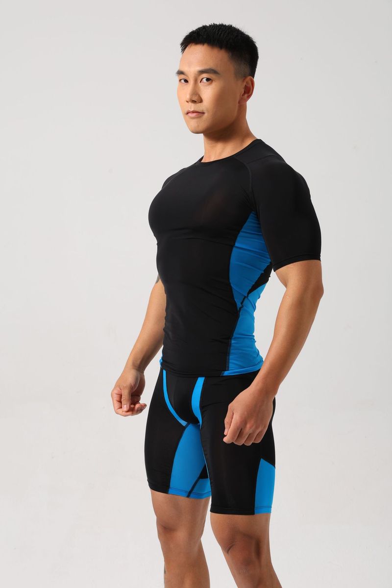 Abbigliamento da uomo, collant fitness color carne, comodi e super elasticizzati_voghion.com