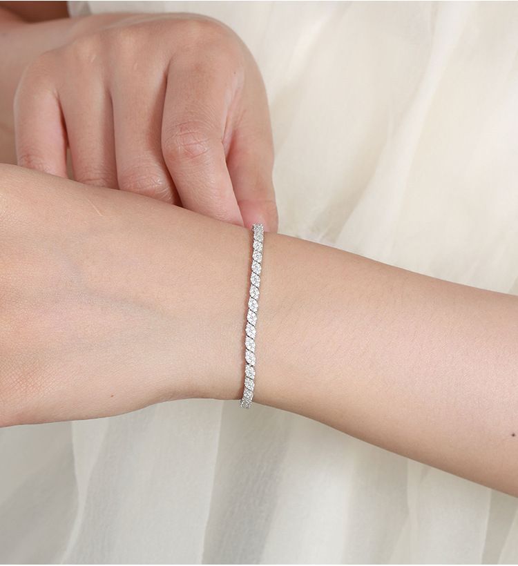Damenschmuck Elegantes Moissanit-Diamant-Armband aus 925er Sterlingsilber, geometrisches U-förmiges Design, perfekt für den Alltag und besondere Anlässe_voghion.com