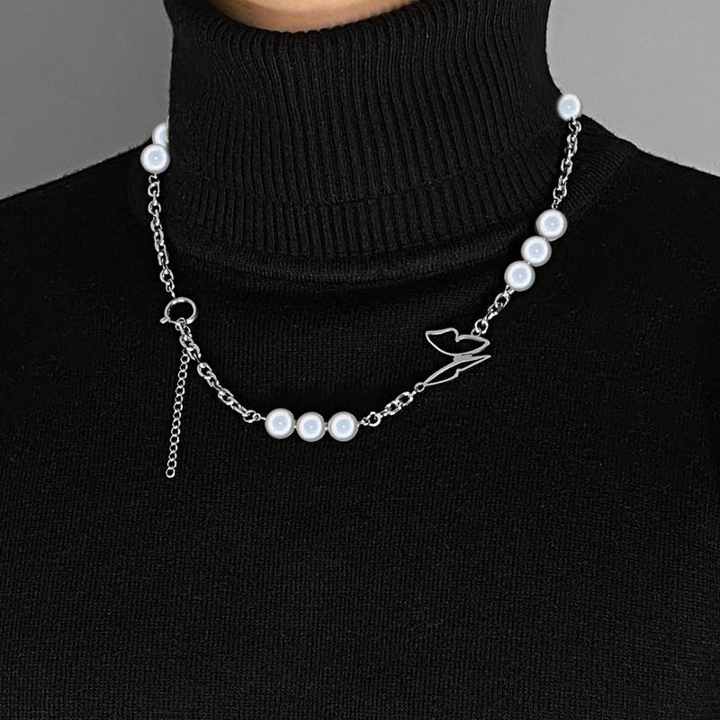 Personlighed Simpel Sweater Halskæde Mænd Og Kvinder Kort Choker Reflekterende Perle Sommerfugl Halskæde_voghion.com