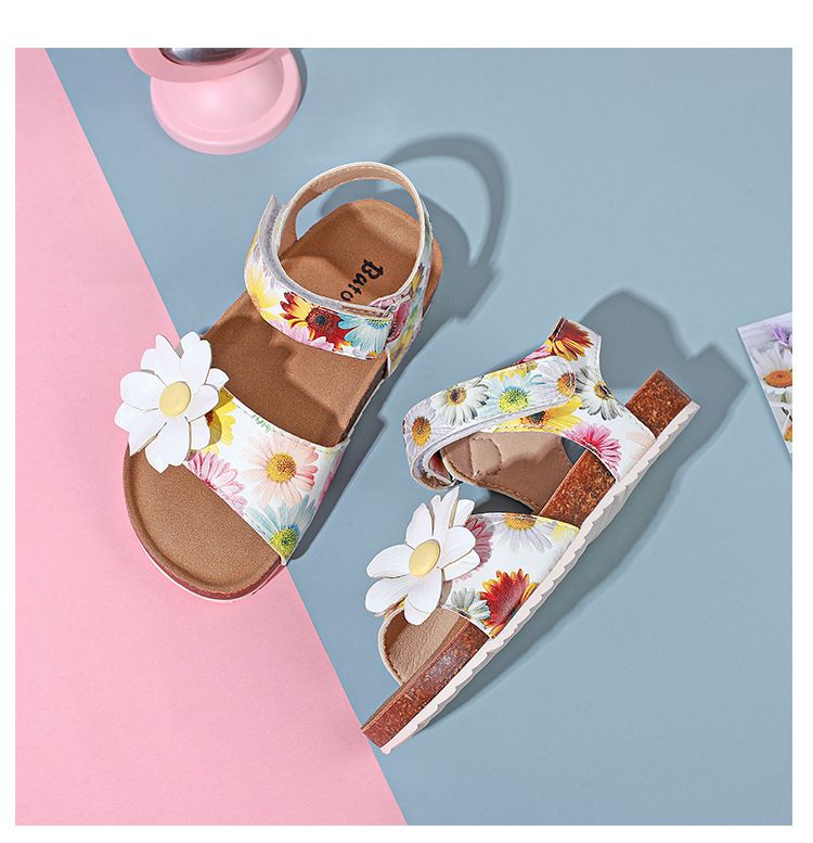 Mother & Kids Children's sandals for girls Korea 2024 summer kids shoes little girl princess flower Velcro cork sandals_voghion.com