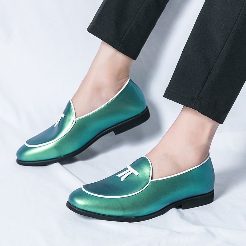 2025v 2025 New Fashion Large Size 46 Tassel Loafers Men British Korean Style Hairstyle Leather Shoes_voghion.com