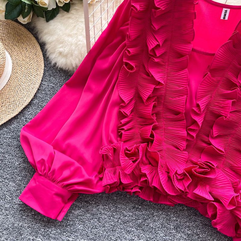 Elegante camicetta con maniche a lanterna e scollo a V, in poliestere, con peplo e orlo arricciato, vestibilità ampia per ufficio e abbigliamento casual._voghion.com