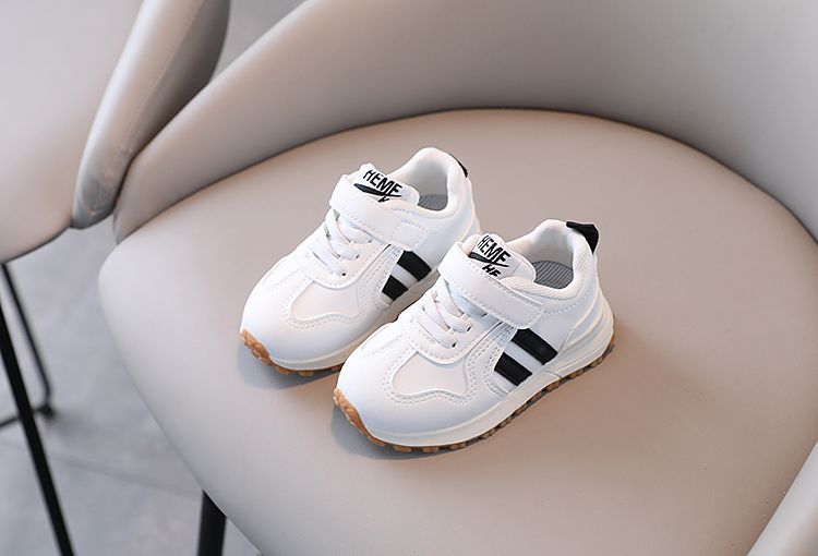 Scarpe da ginnastica da papà primavera e autunno 2025 per bambini di 1-2 anni, bianche, traspiranti, versatili._voghion.com