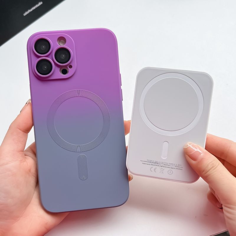 Two-color Gradient Liquid Magnetic Case For 15 Pro Max 17 With Built-in Lens Protector 16_voghion.com