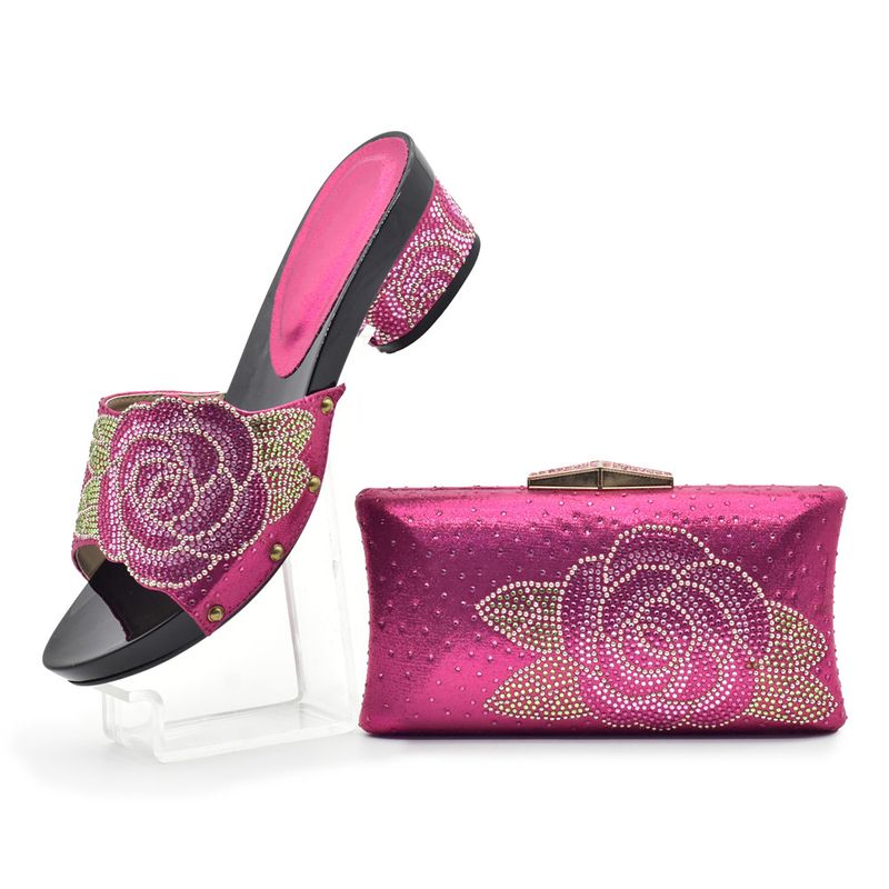Sandali alla moda casual con tacco alto, modello a rombi con file di rose, testa rotonda, tutto in uno, con borsa_voghion.com