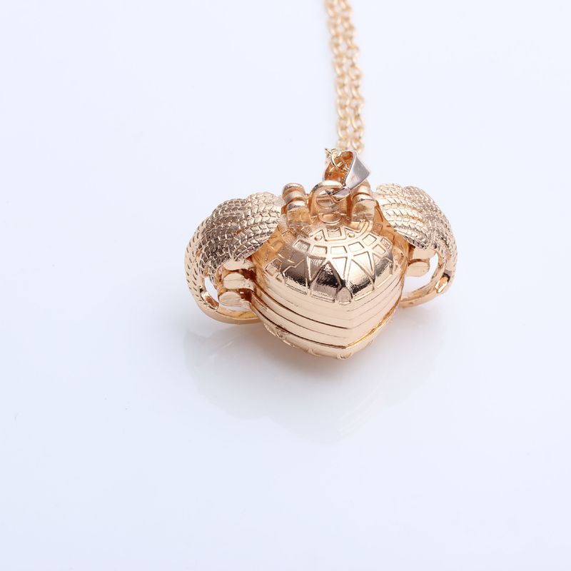 Multi layered photo box with openable pendant accessories, creative hollowed out wings, foldable necklace_voghion.com