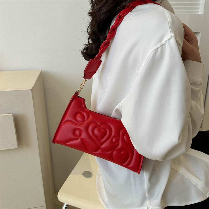 2023 New Spring Retro tinta unita ricamo filo amore ascella piccola borsa quadrata all-match casual borsa a tracolla tendenza moda_voghion.com