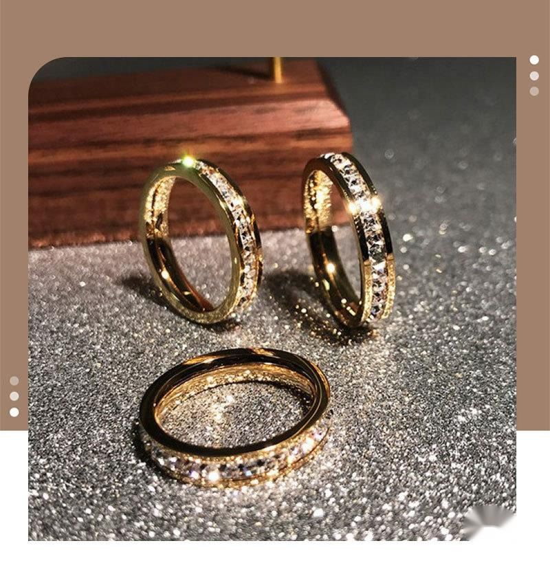 Titanium steel ring instantly emits a sky full of stars, fashionable couple matching ring without fading, women's men's light luxury ring_voghion.com