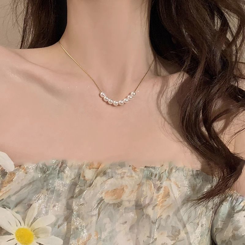 Perlenperl Halskette fir Fraen 2023 neie Stil liicht Luxus Nisch Design Schléissebeenkette_voghion.com