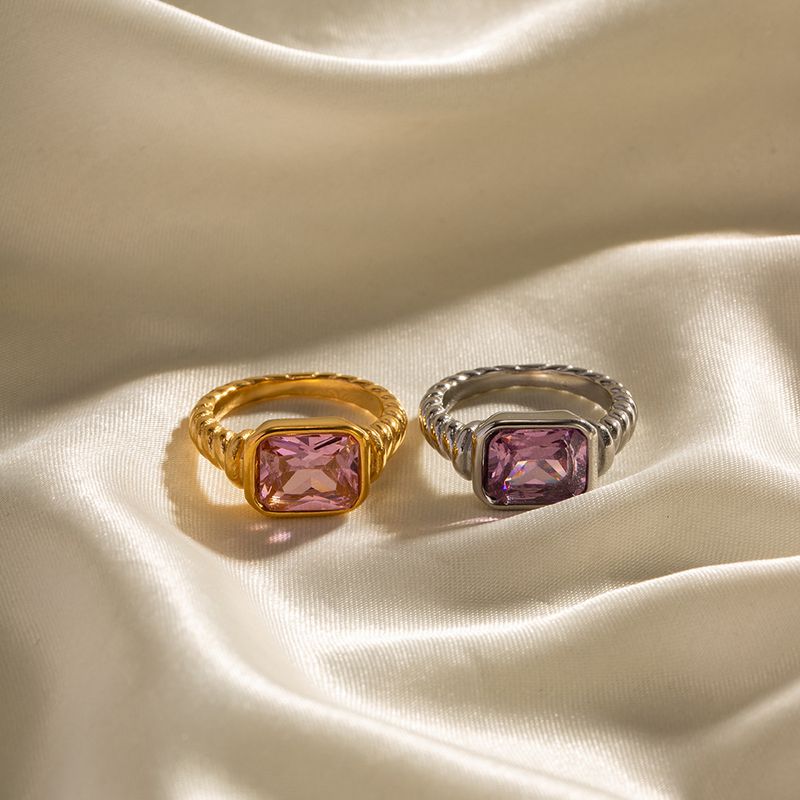 Anello in acciaio inossidabile versatile oro rosa zircone rettangolare acciaio inossidabile 2023 gioielli alla moda_voghion.com