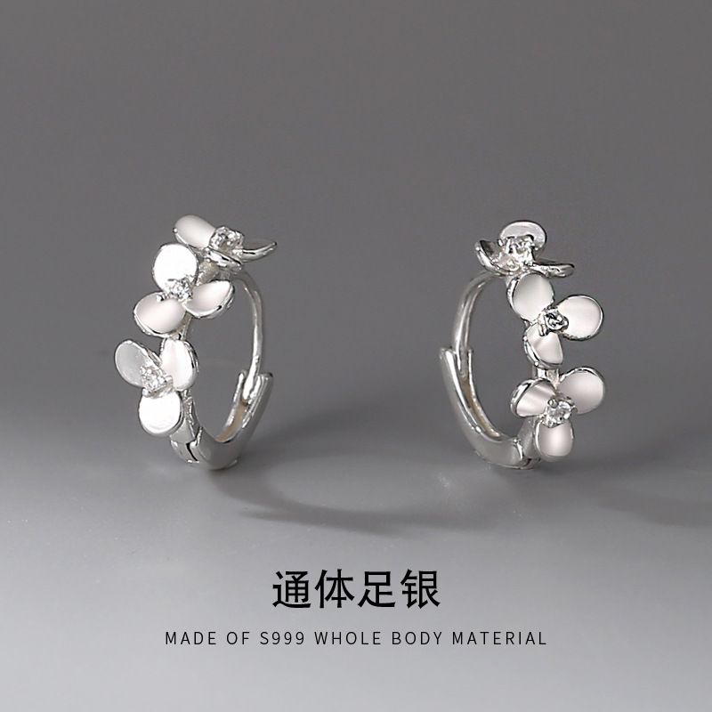Minimalistische Ohrstecker aus S999 Sterlingsilber mit kleinen Blumen - Eleganter, zierlicher Ohrschmuck für Frauen im Alltag_voghion.com