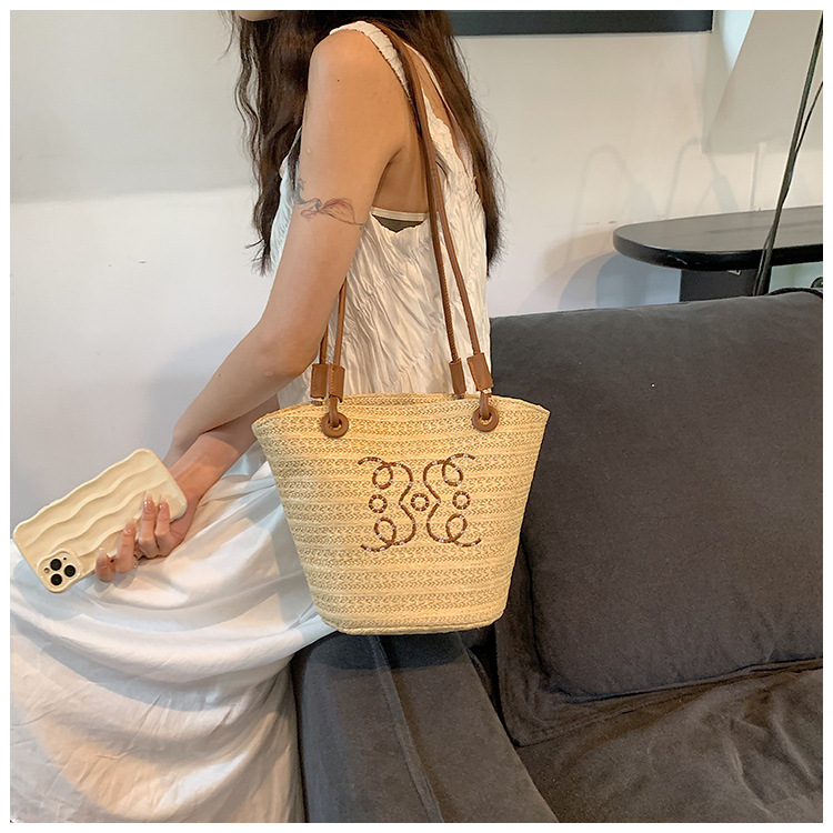 Borse per donna grande capacità 2023 nuova borsa a tracolla in paglia intrecciata borsa a tracolla estiva da spiaggia in paglia borsa a tracolla a secchiello_voghion.com