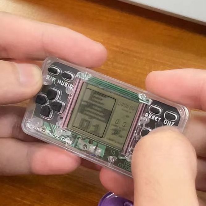 Student Wesentliche Handheld Stille Keychain Rucksack Anhänger Tetris Spielkonsole Spielzeug Geschenk_voghion.com