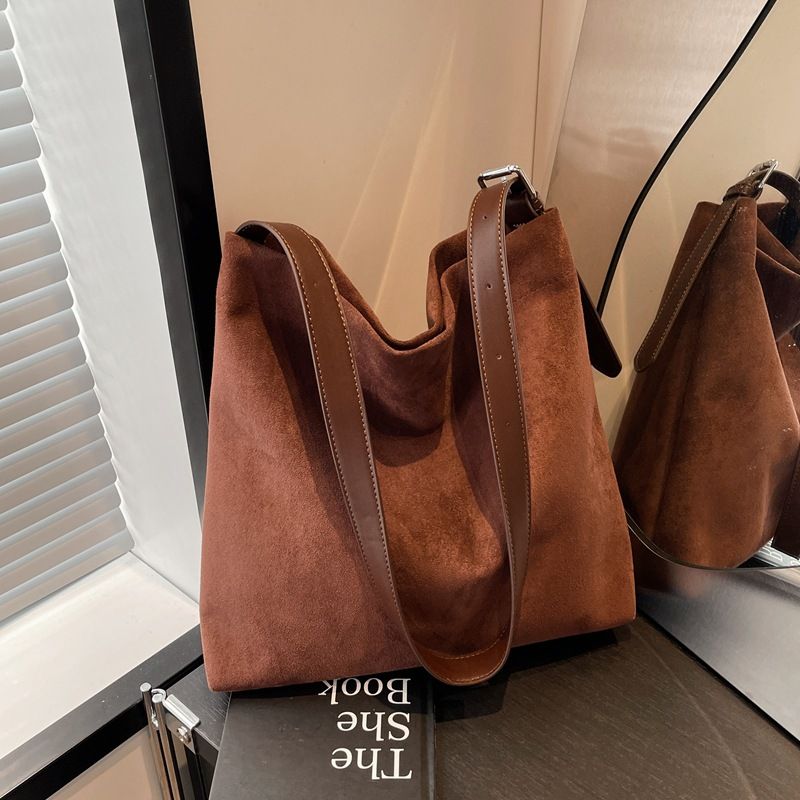Borsa a tracolla singola in pelle scamosciata con secchiello di grande capacità, nuova 2024, squisita da donna, da portare sotto le ascelle_voghion.com