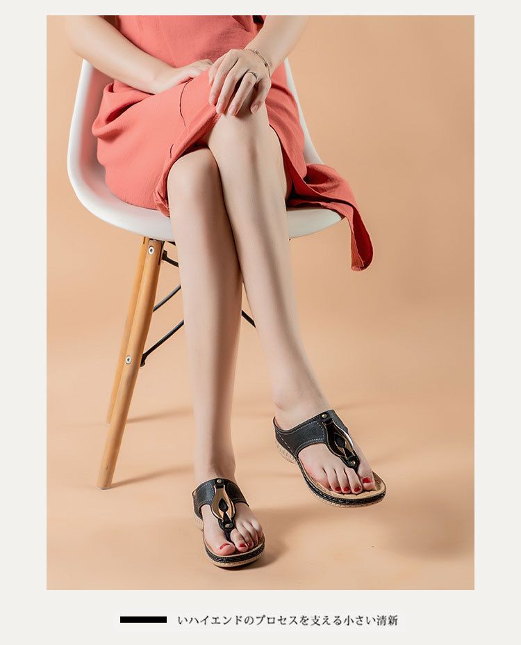 Sandalen 2023 Neue Damen-Slope-Heel-Metallschnalle Klemmfuß Fischgräten-Hausschuhe_voghion.com