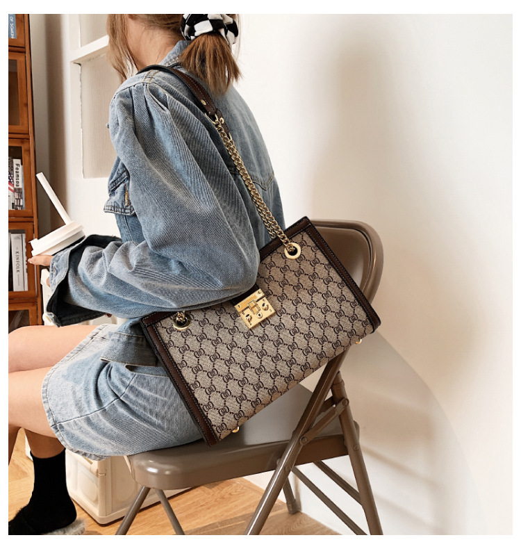 High-quality Bags For Women 2023 New Fashion Live Broadcast Large-capacity Tote Bag Printed Chain Portable Shoulder Bag For Women_voghion.com