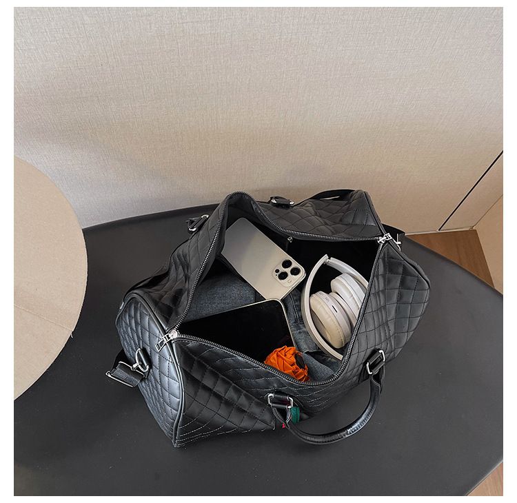 Borsone da viaggio in PU resistente con design impermeabile, grande capacità 20-35 litri, elegante borsa a tracolla multiuso per palestra, viaggi del fine settimana_voghion.com